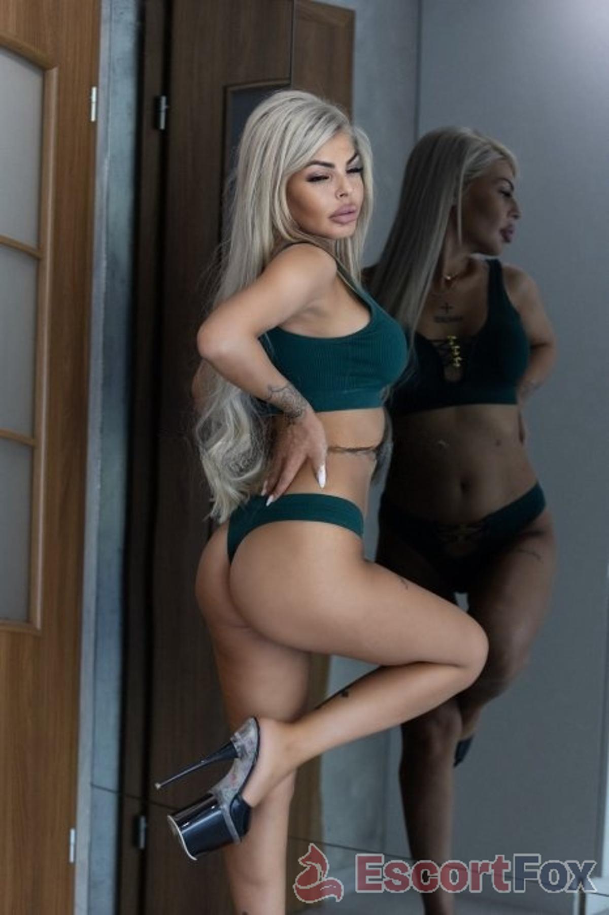 Barbie — escort in Hamburg