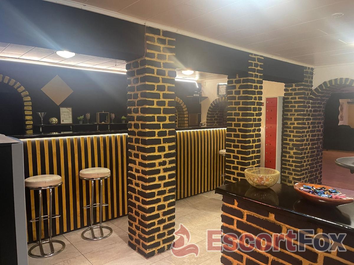 Club Laluna — Erotik-Location in Moers