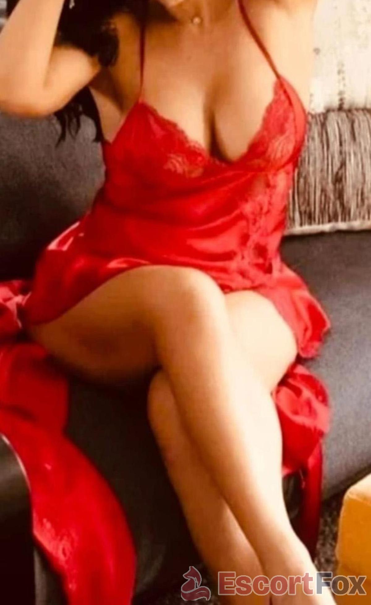 Mia B — escortă în Maidstone