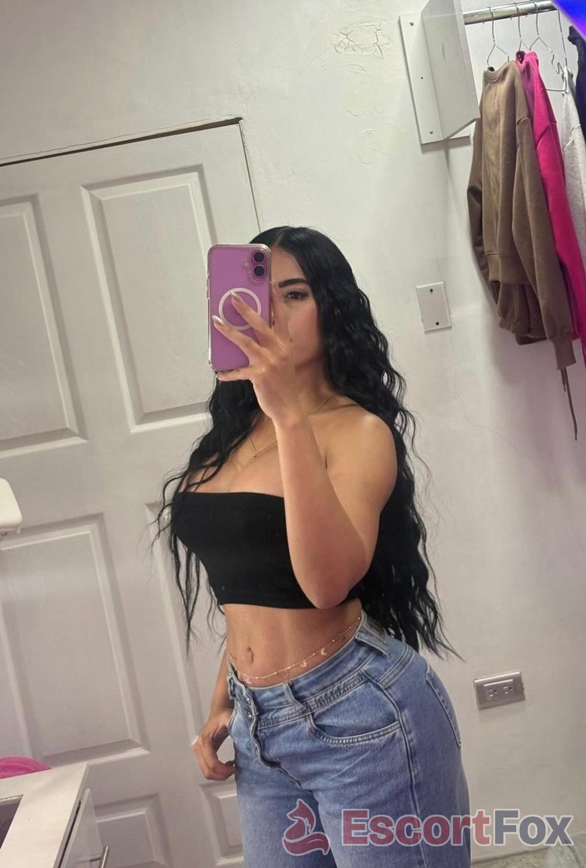 Sara — escort in Barcelona