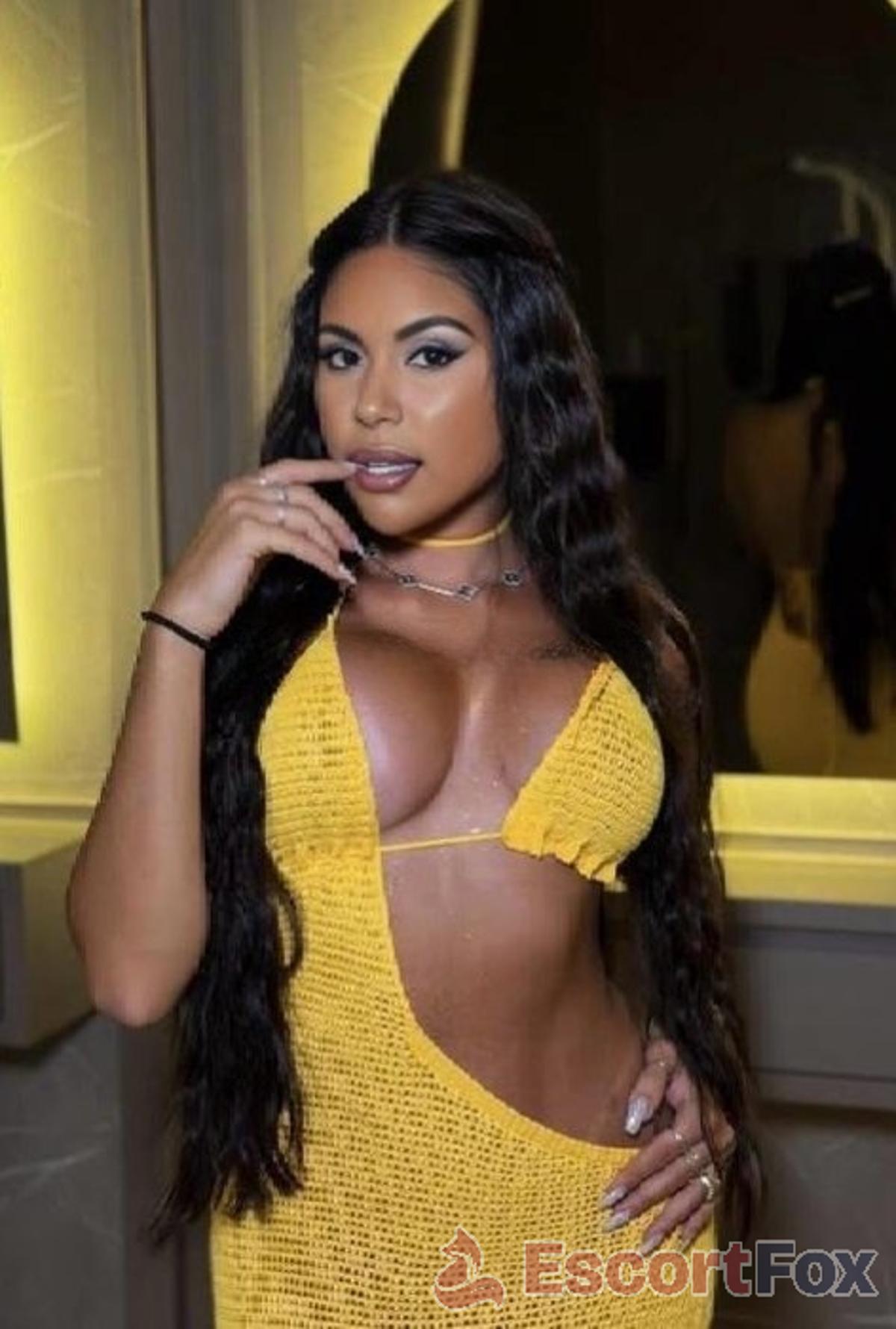 Rebeca — escort a Düsseldorf