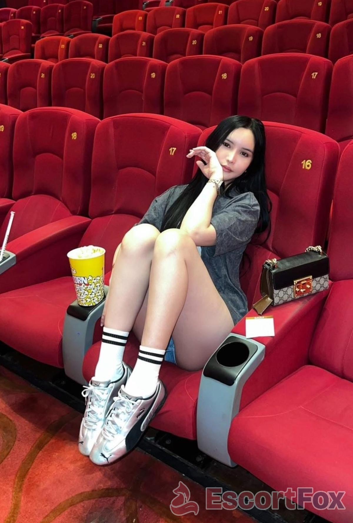 Angeley — escort in Macau