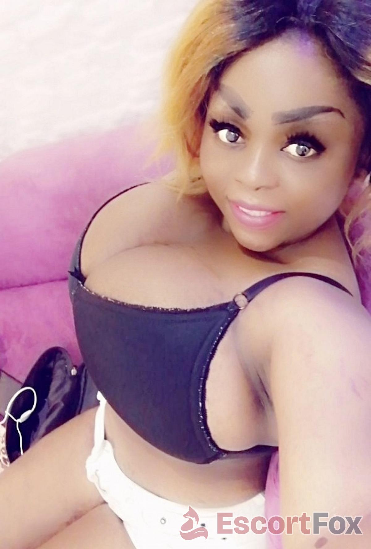 Bella — escort in Kuwait City