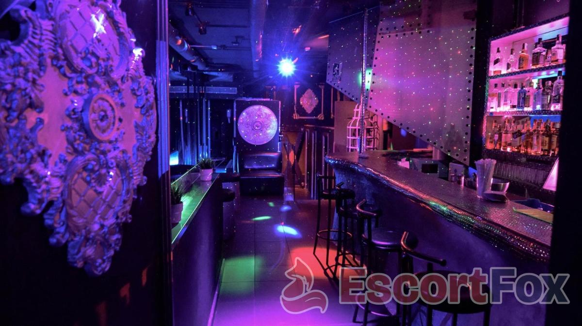 Pub Triángulo — erotic venue in Madrid