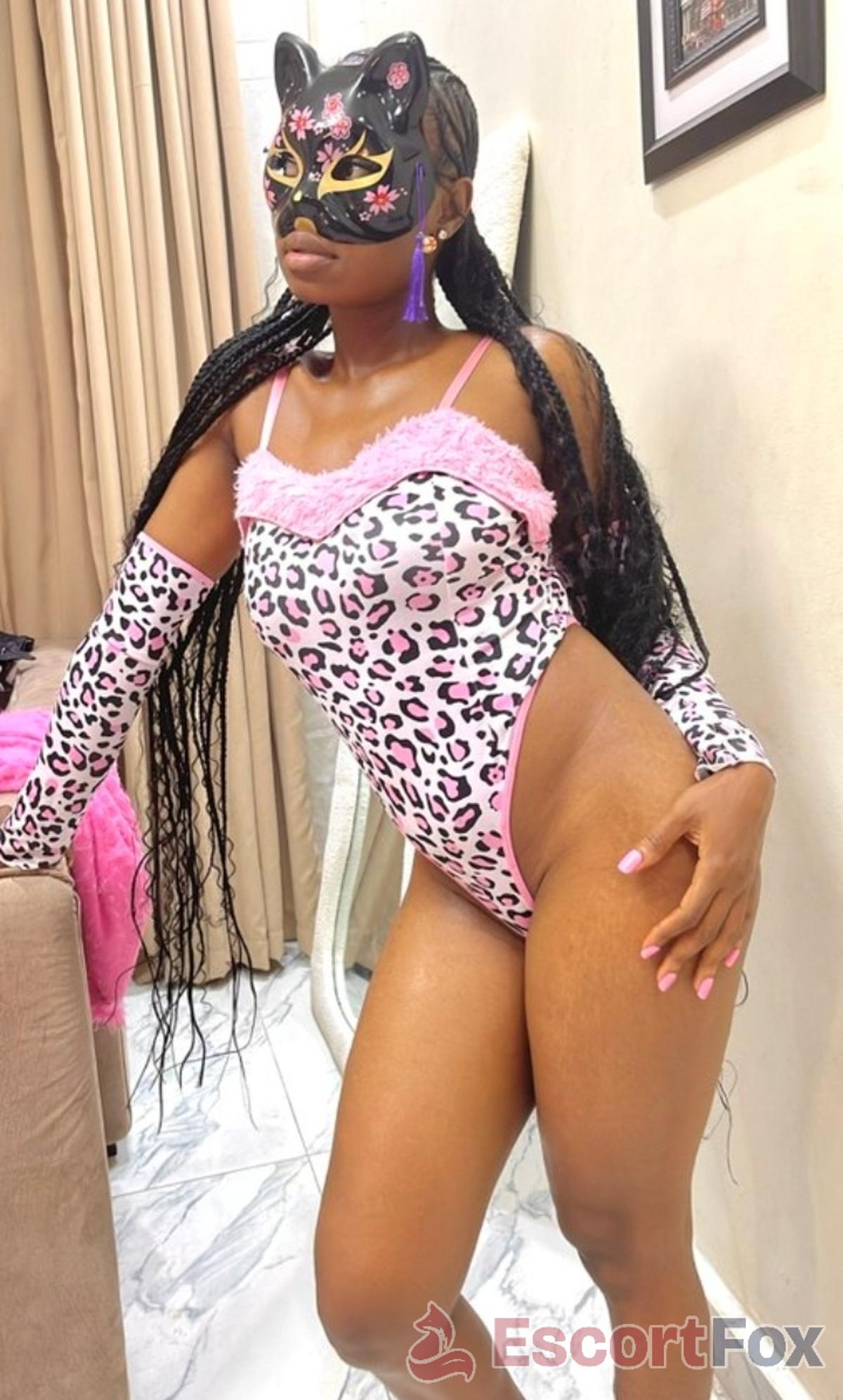 Edenmiss — escort a Medina