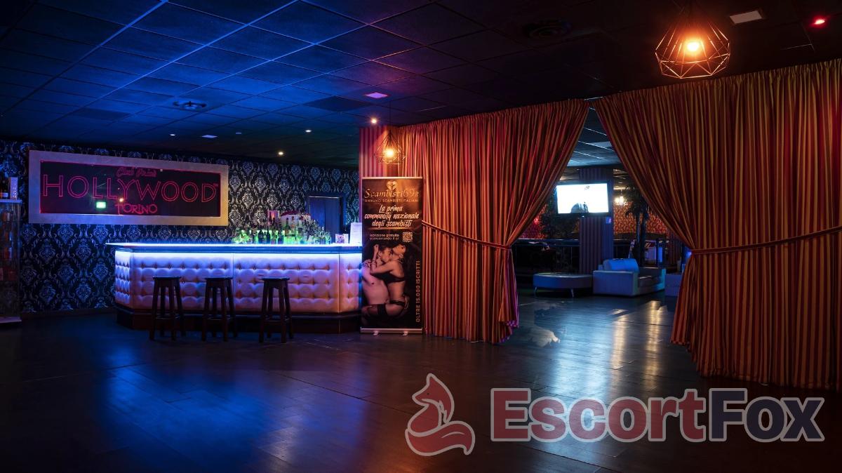 Hollywood Club Privé — 토리노 성인 업소
