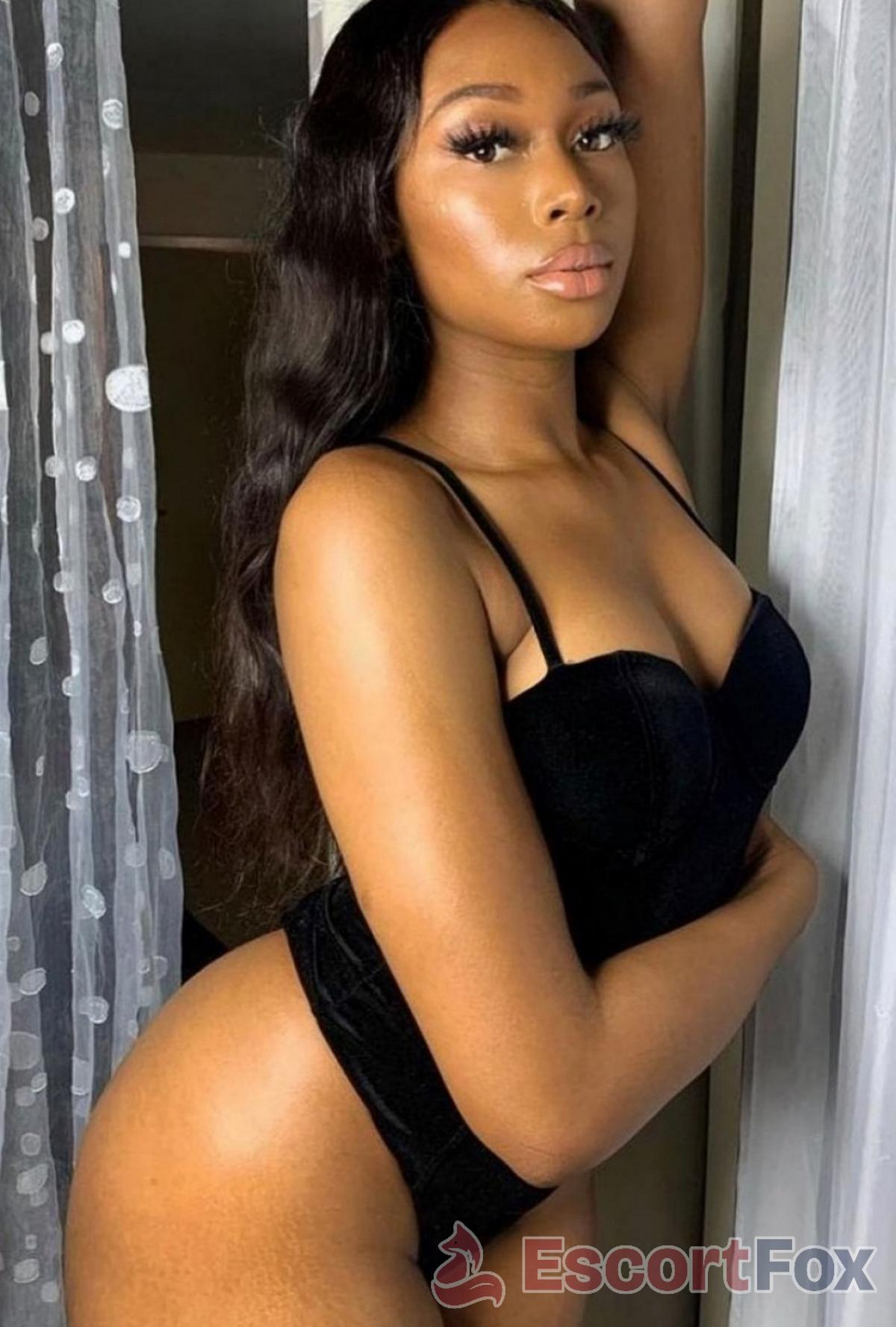 Celina — escort in Kuwait City