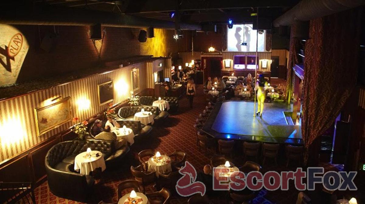 4play Gentlemen's Club — erotic venue in Los Angeles