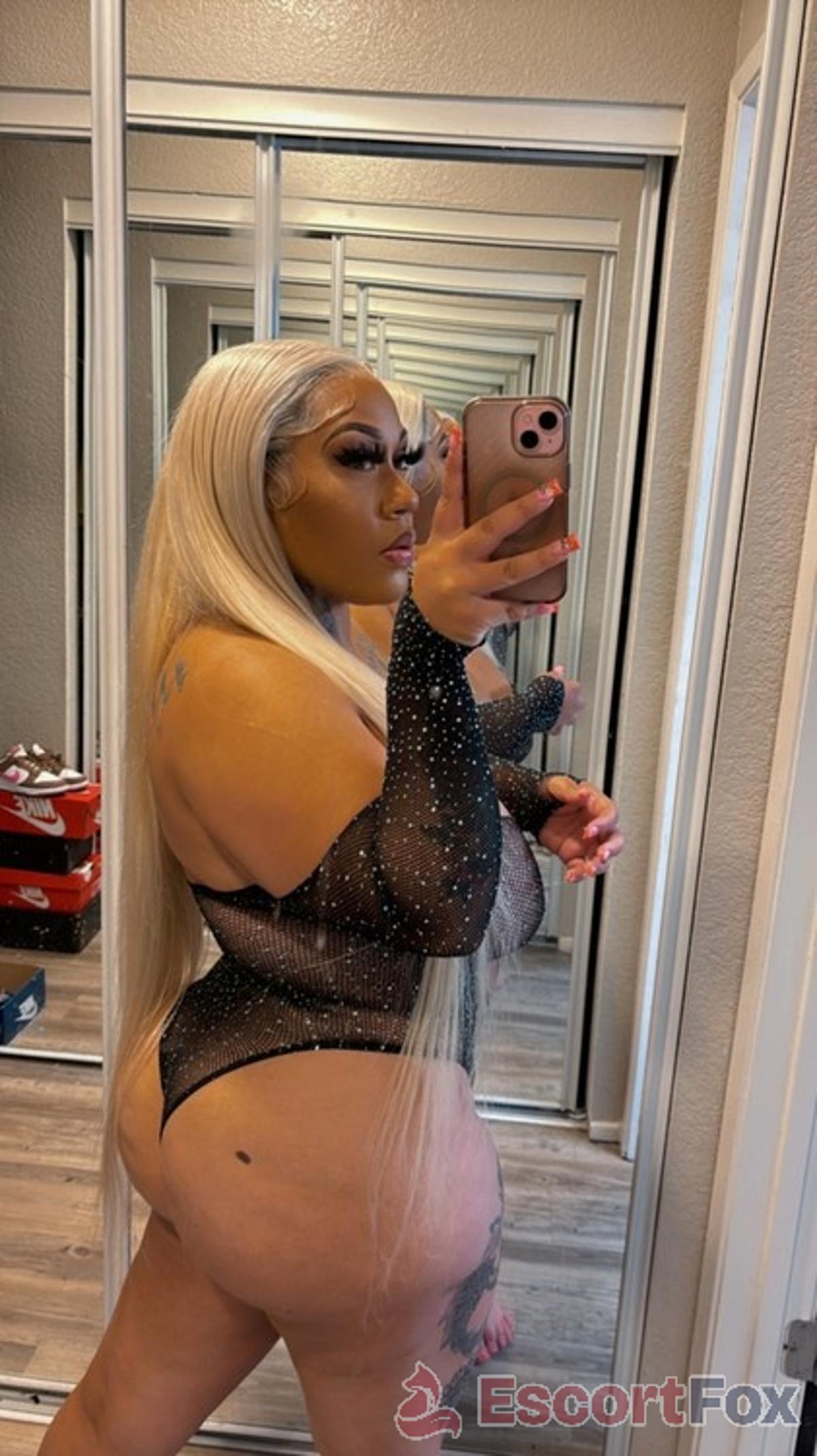 Hunnymichelle — escort in Richmond
