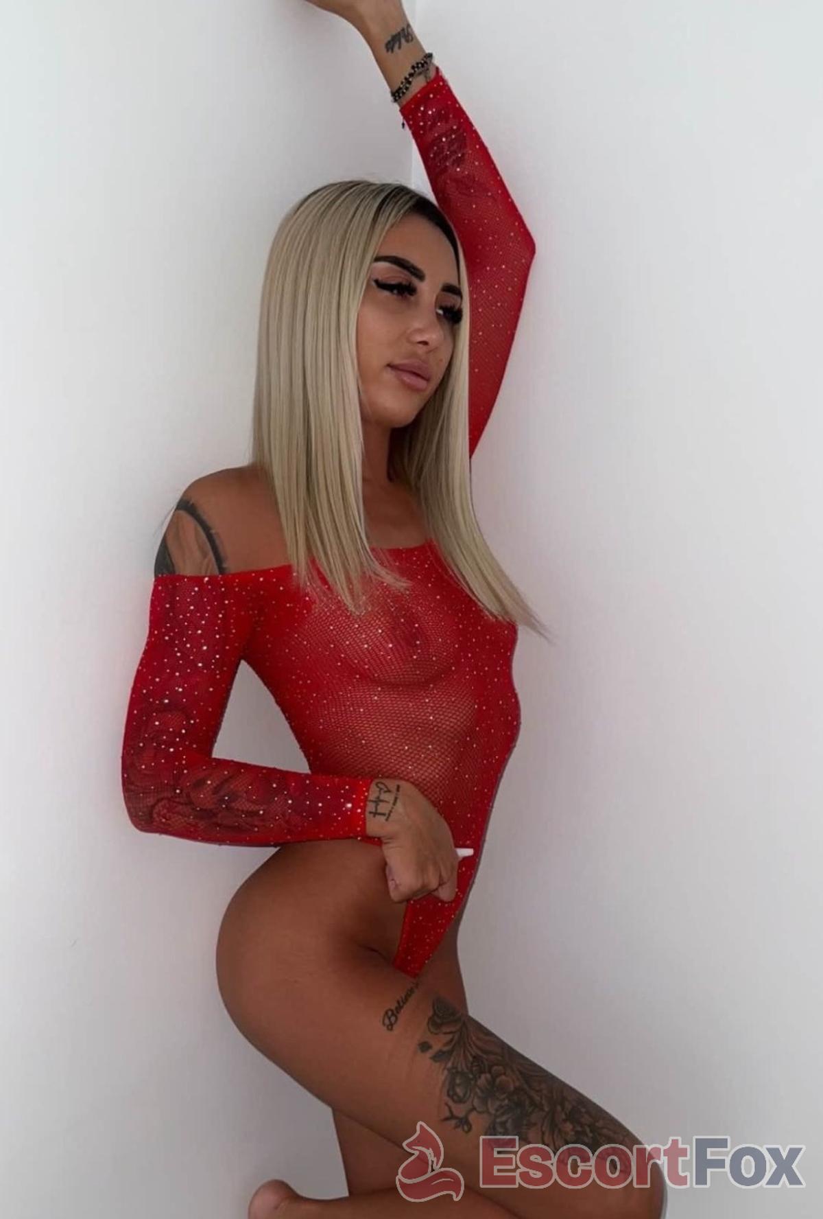 Maya — Escort in Pula