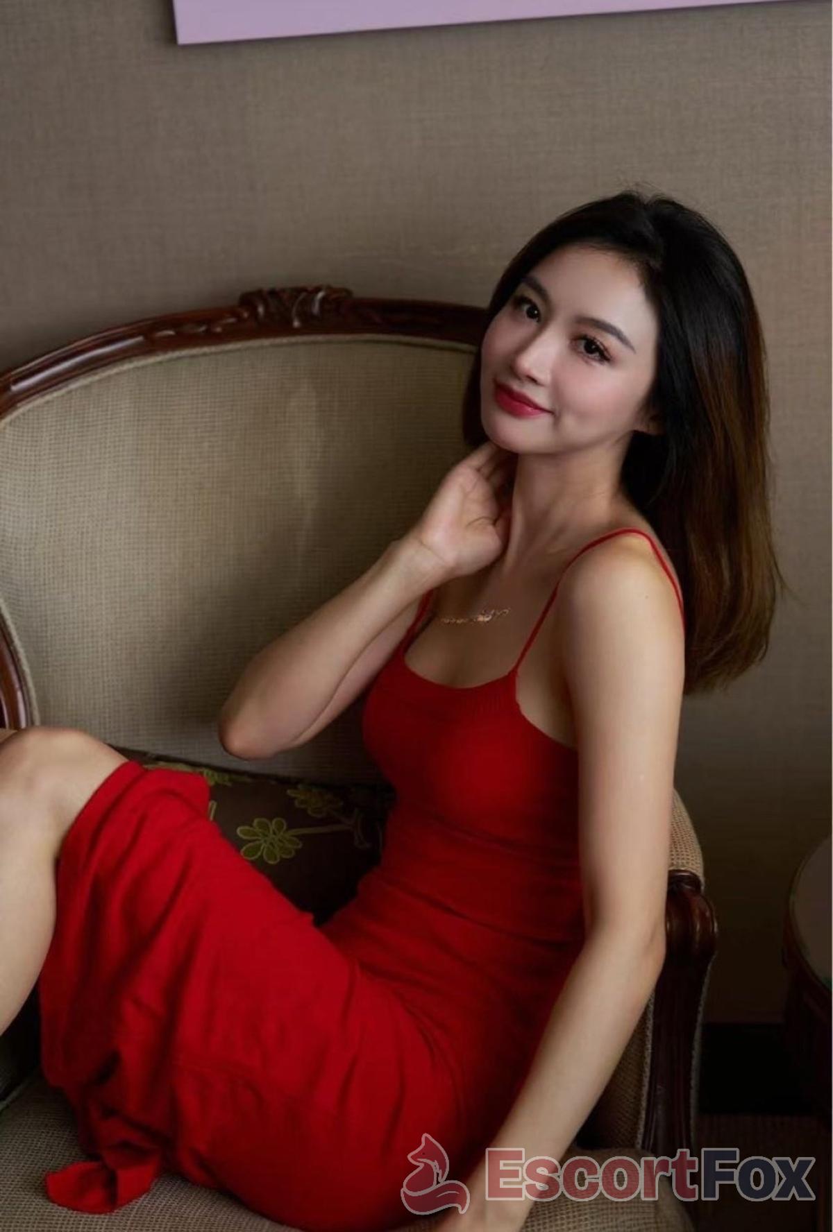 Anna — escort en Shanghái