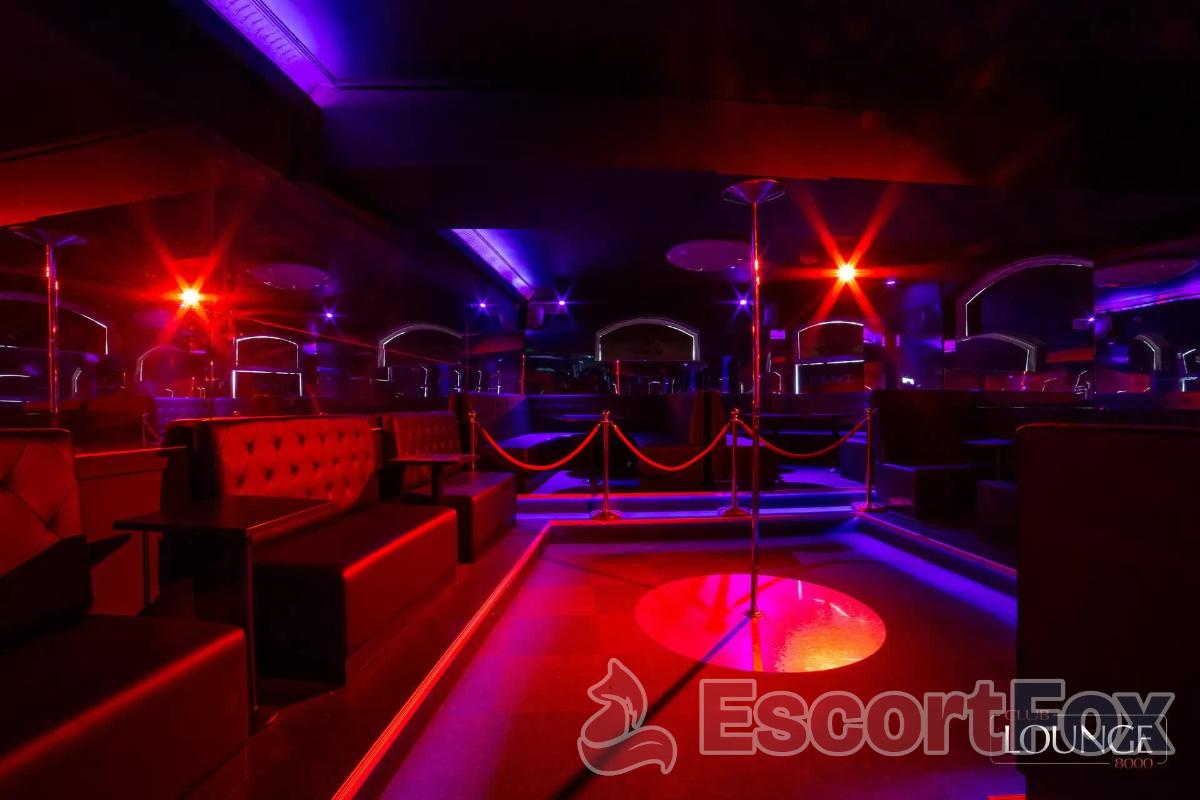 Lounge 8000 — Aarhus 성인 업소
