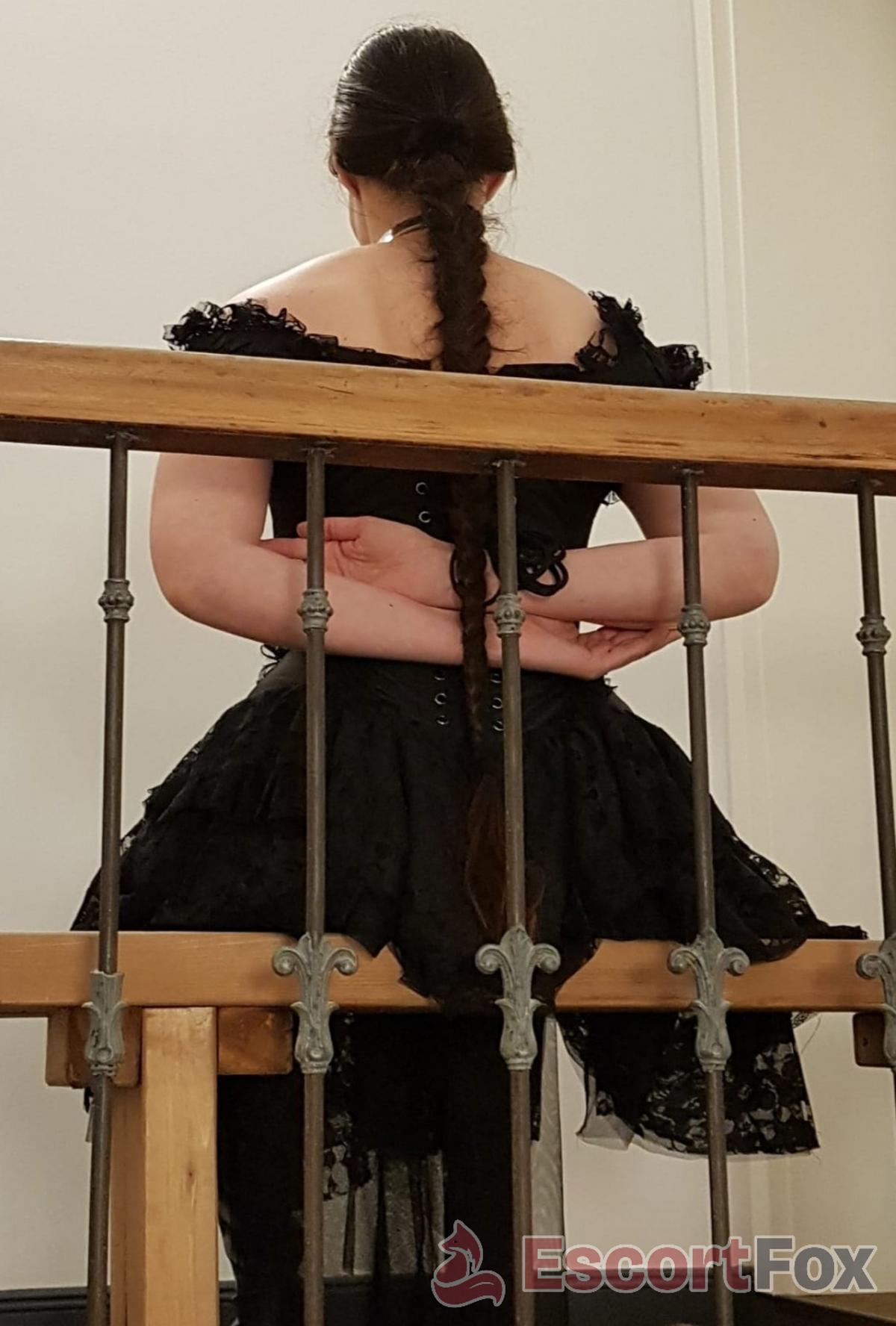 Daryah — escort in Kiel