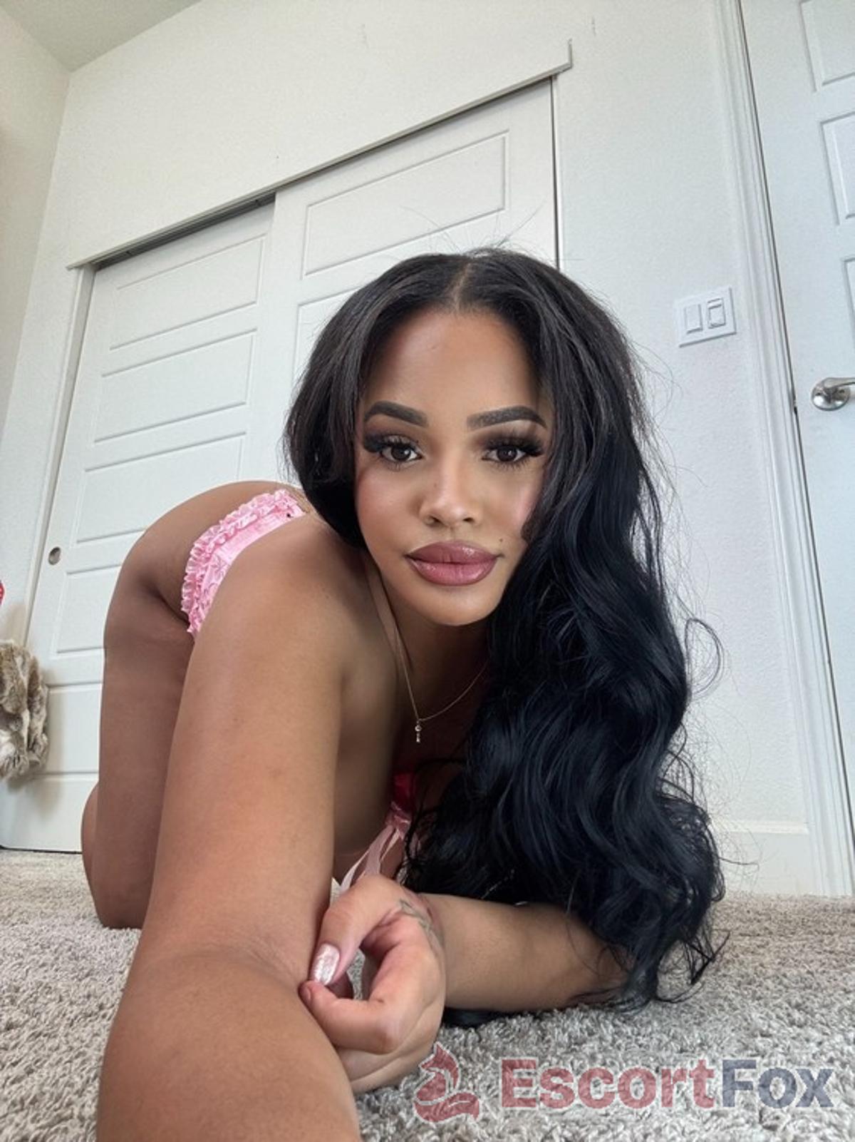 Mya Rose Gold — eskort v Cleveland