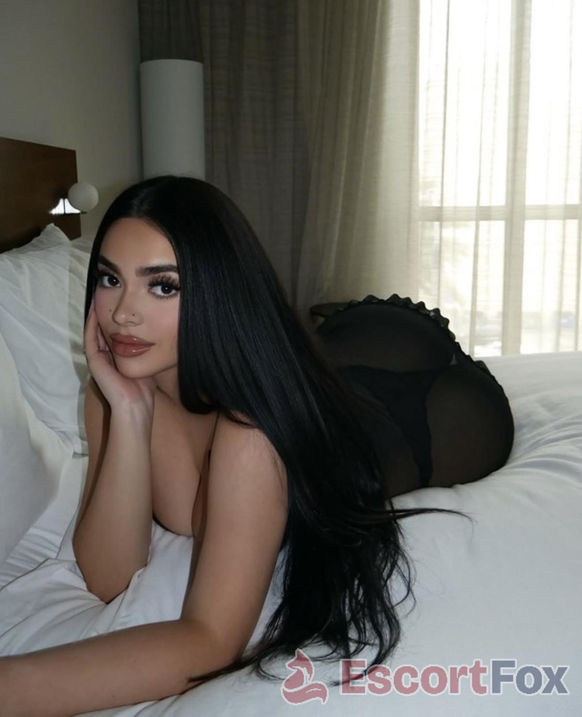 Xo Ariana — escort en Riverside