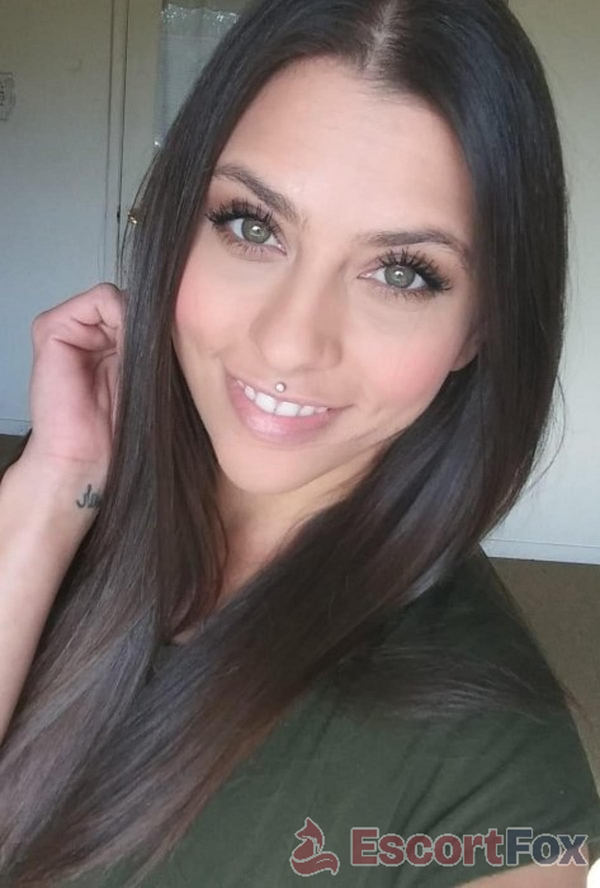 Anayla — escort a Amburgo