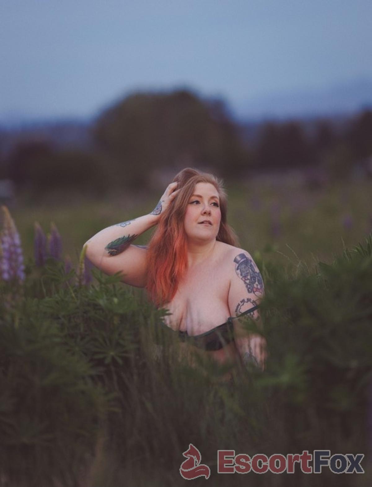 Emmadarling — kísérő itt: Seattle