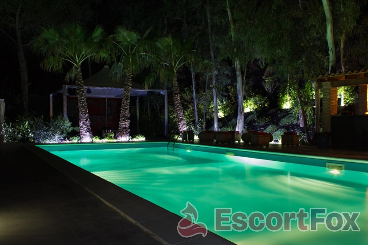 Lsn Club Le Sabbie Nere — erotic venue in Nicolosi