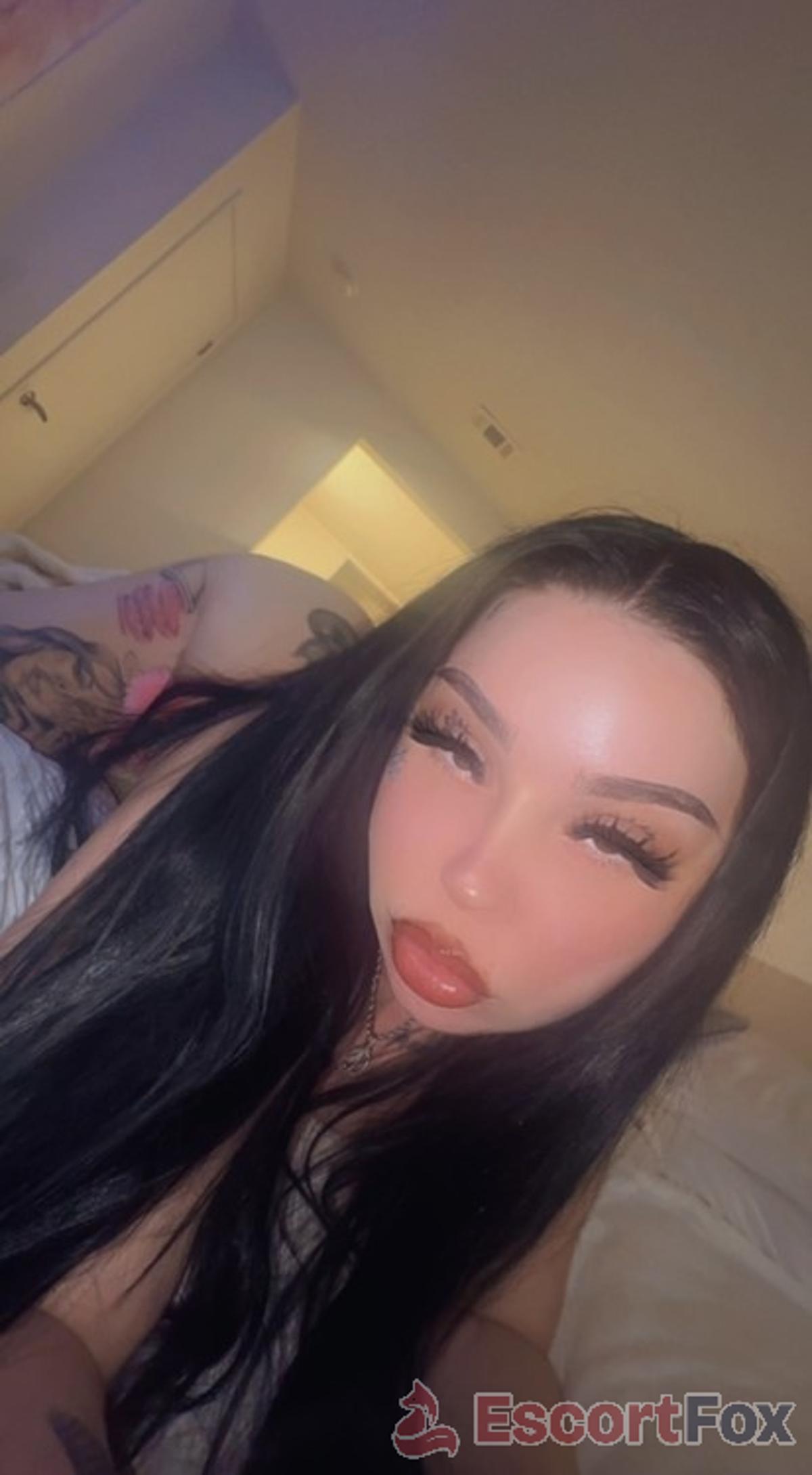 Winter — escort in Riverside