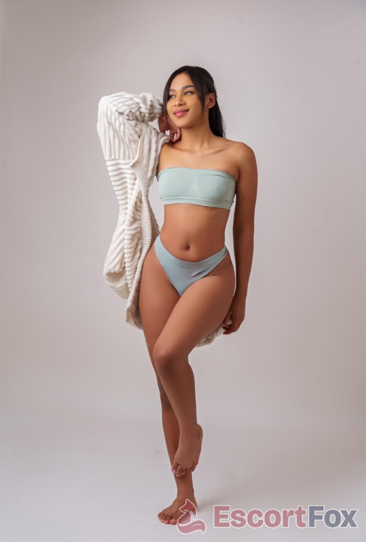 Susan — escortă în Delémont