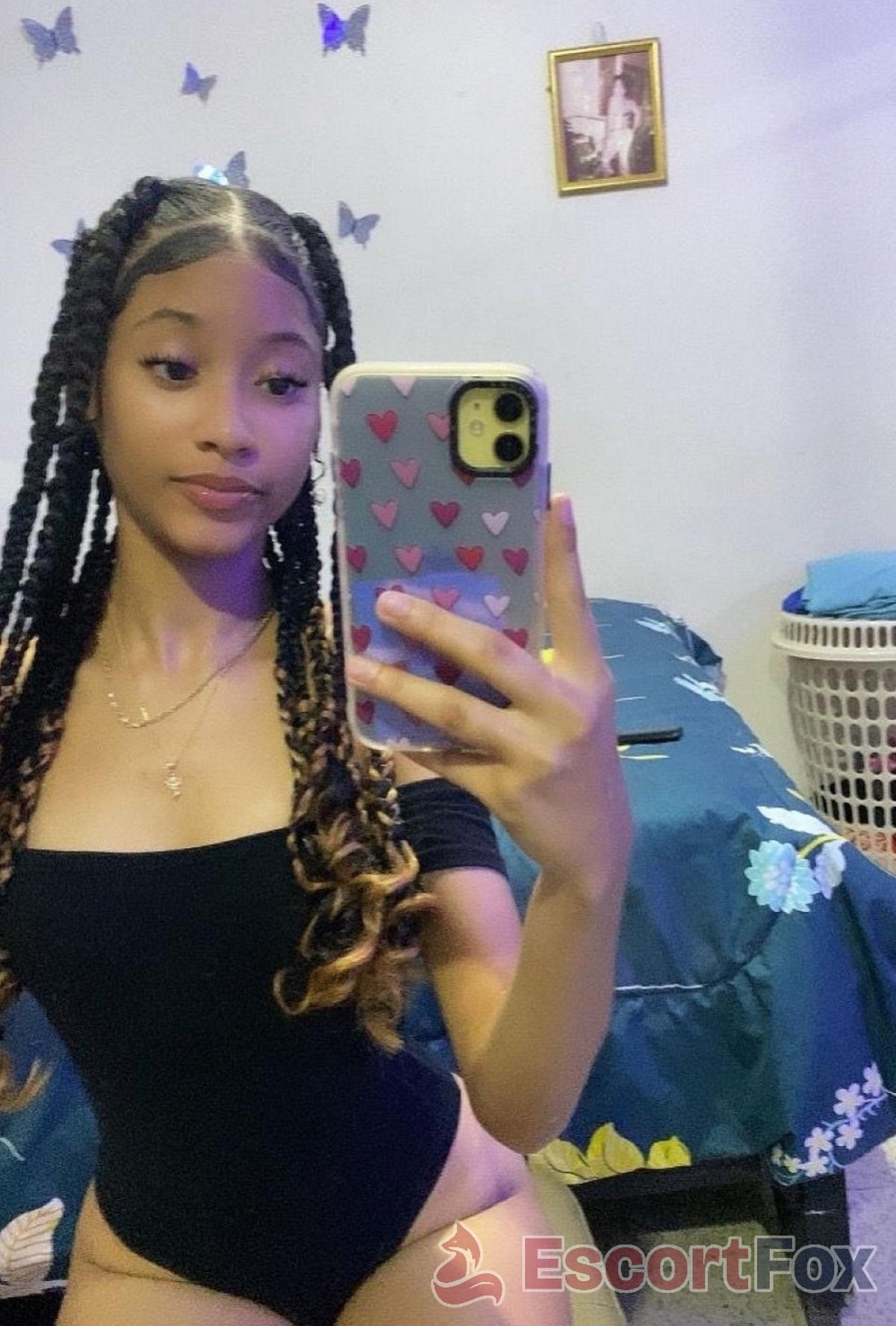 Ana — Escort in Toronto