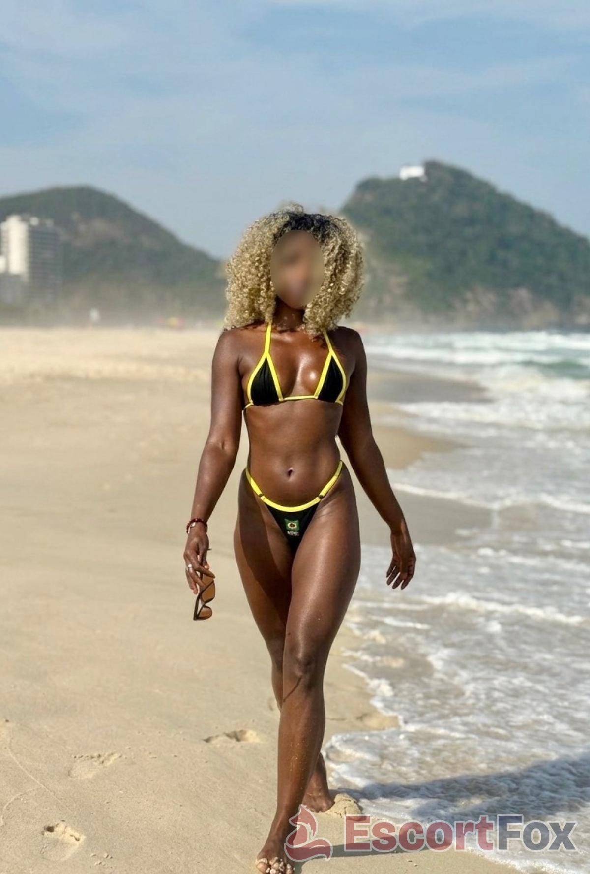 Sofia — eskort v meste Rio de Janeiro