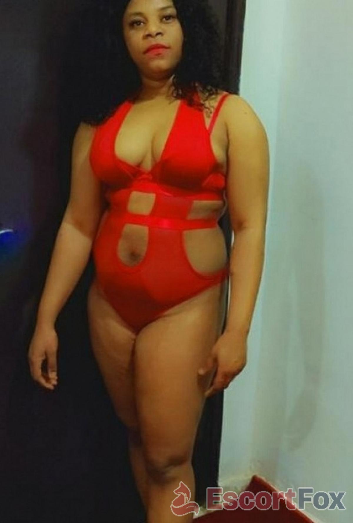 Karine — escort in Kuwait City