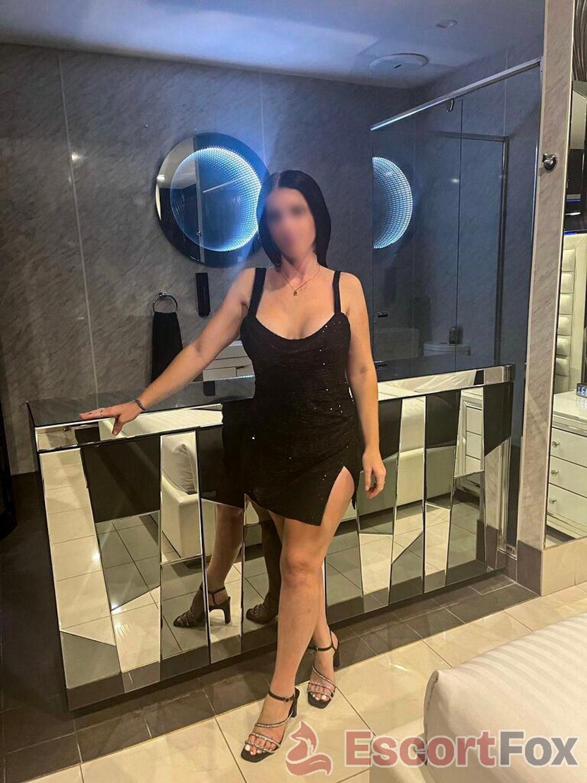 Ariah Adams — escort in Perth