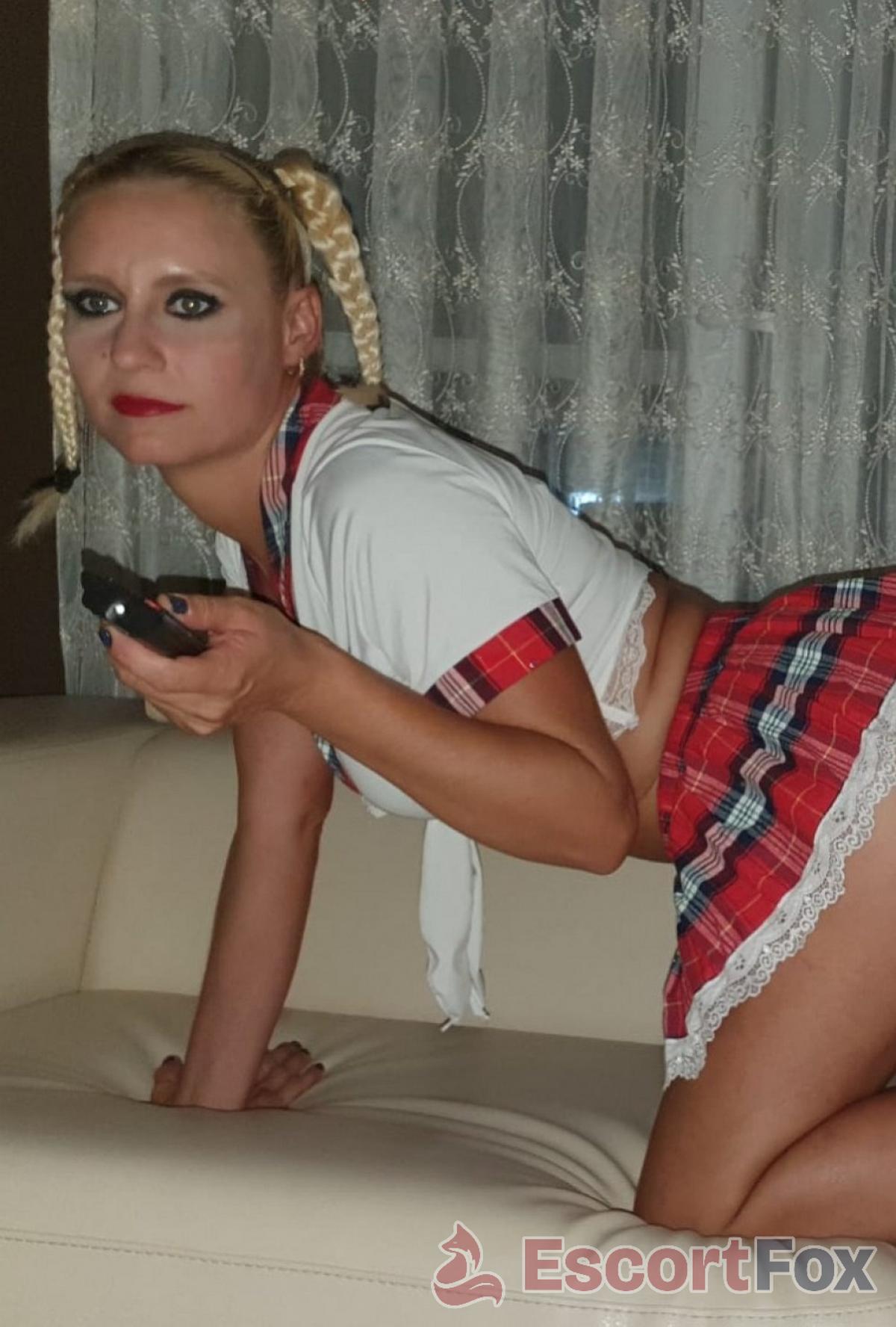 Laura Submissive — 트롤헤탄 에스코트