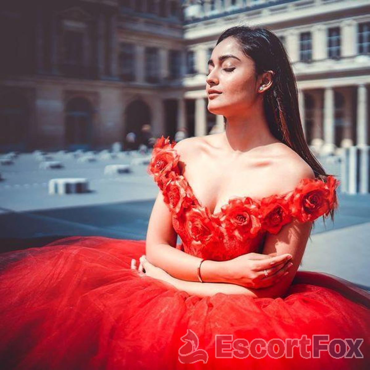 Mishal — escort en Dubái