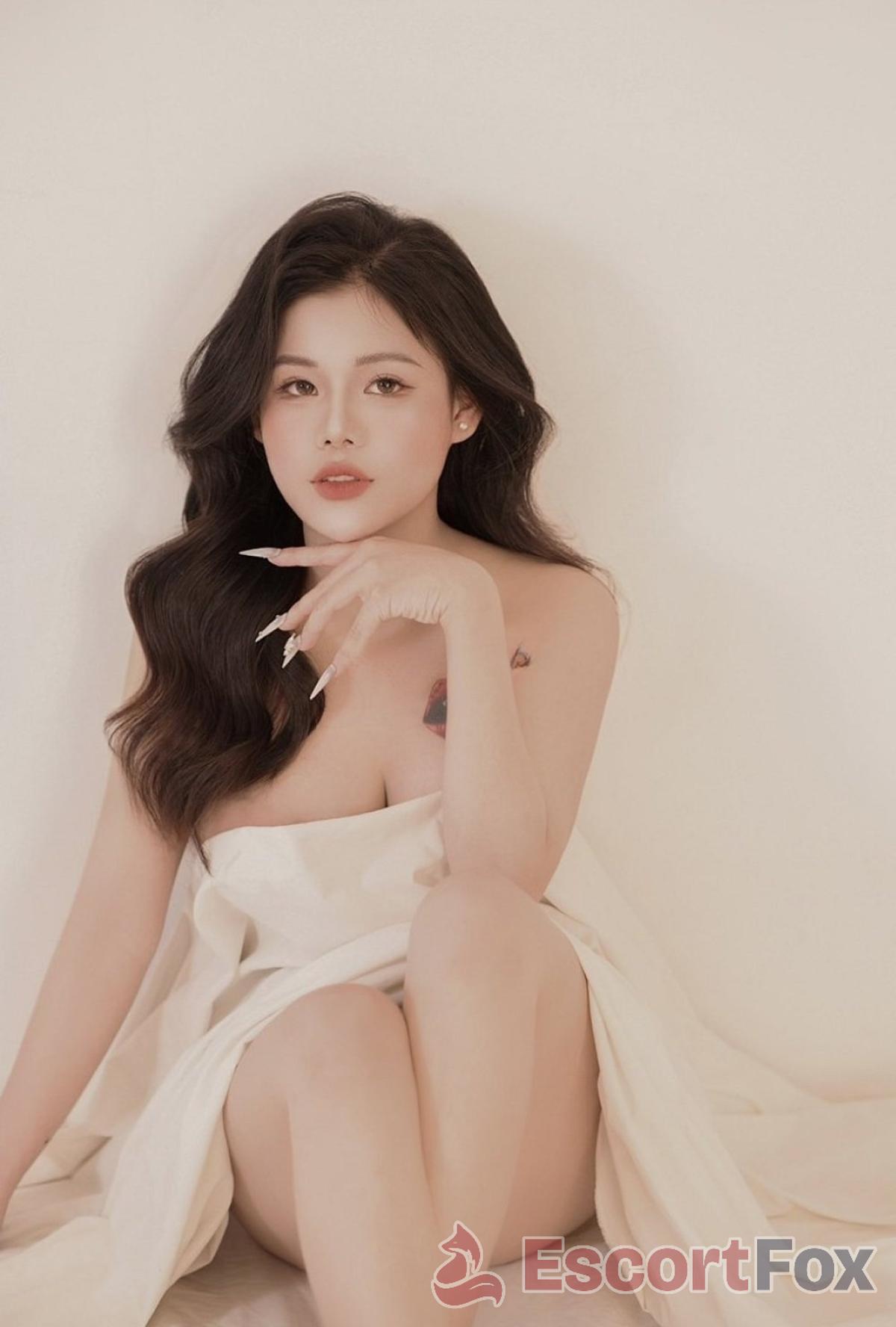 Tram Anh — escort in Singapore