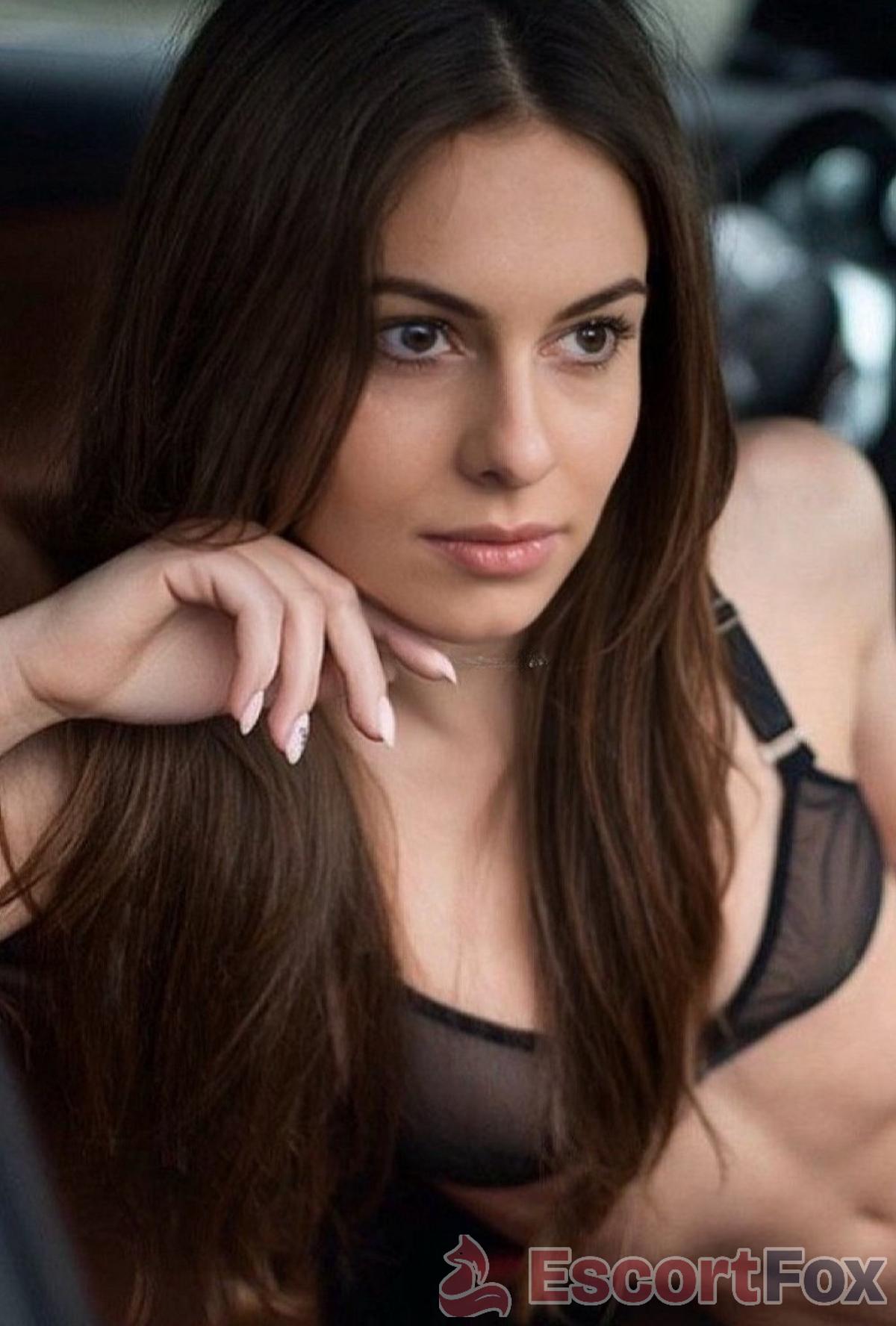 Polina — escort à Paris