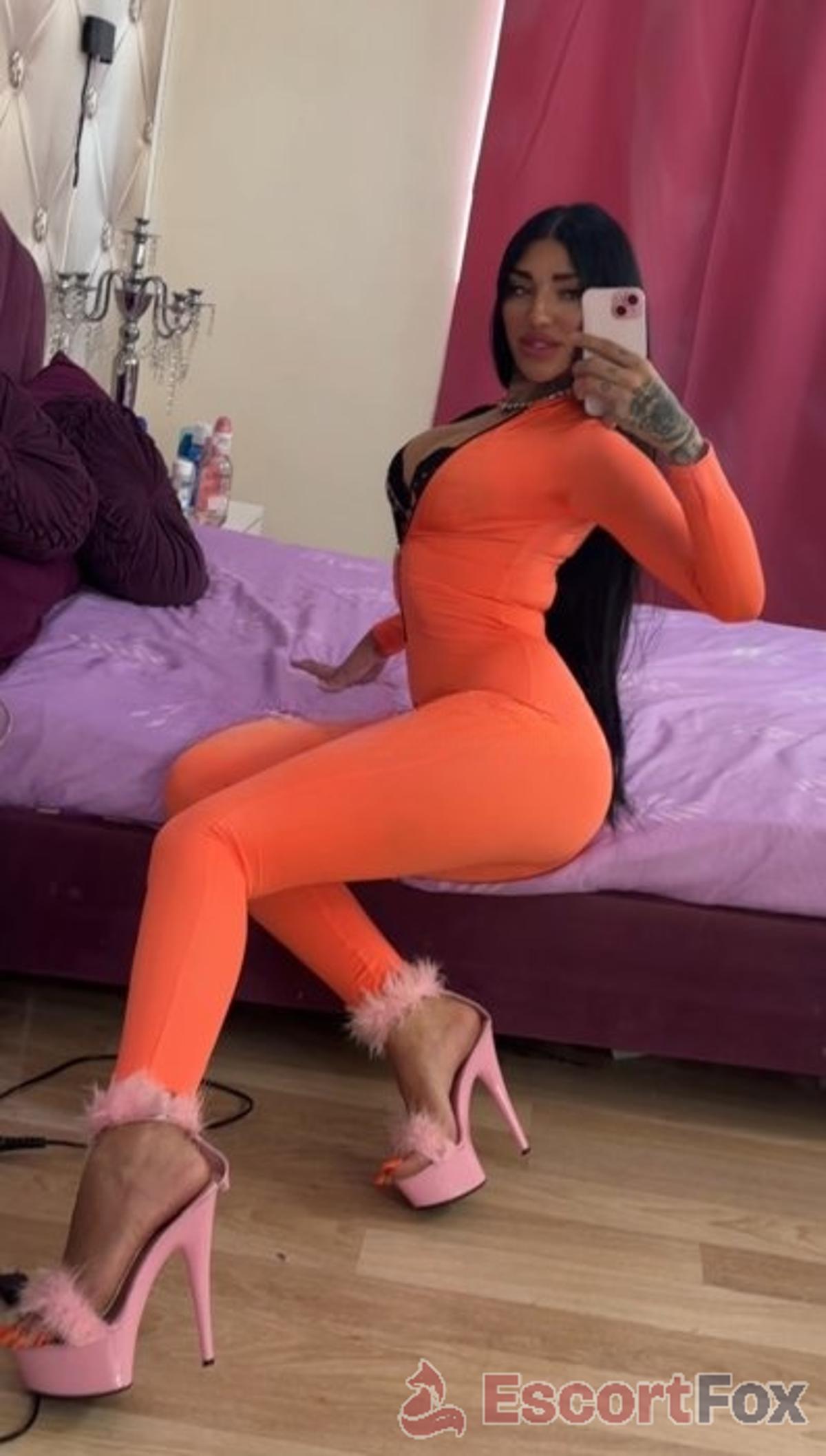 Lexy — eskort i Bukarest