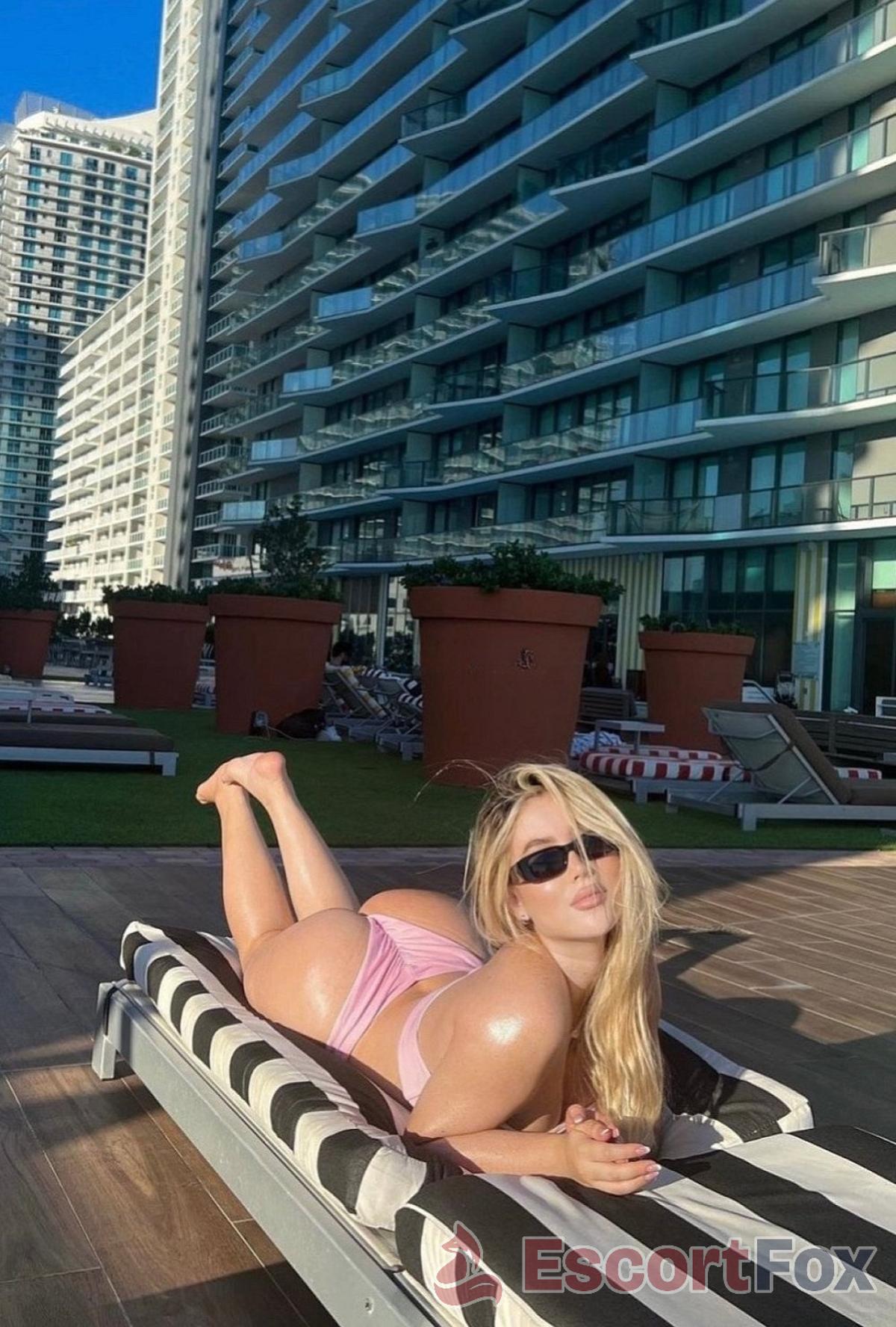 Fanny — escort in Singapore