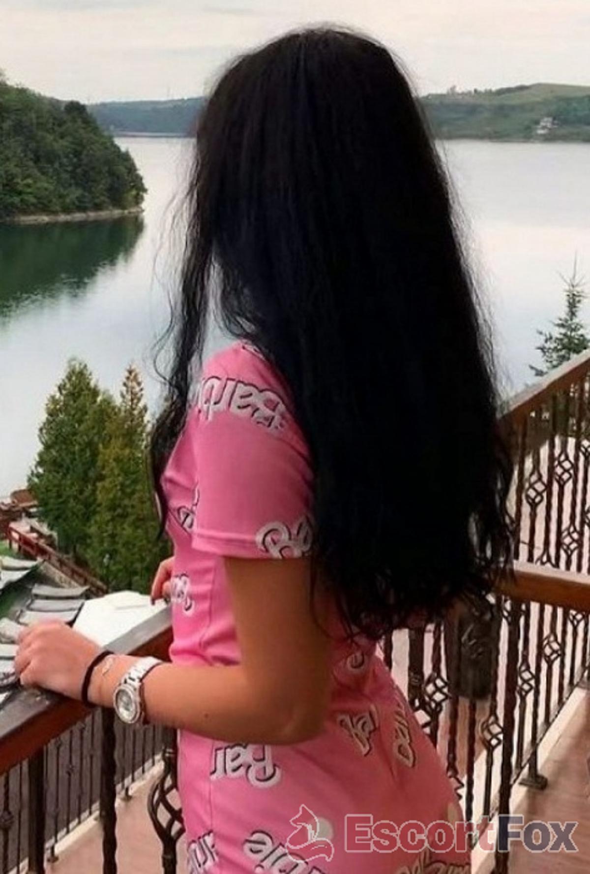 Rebeca — 부쿠레슈티 에스코트