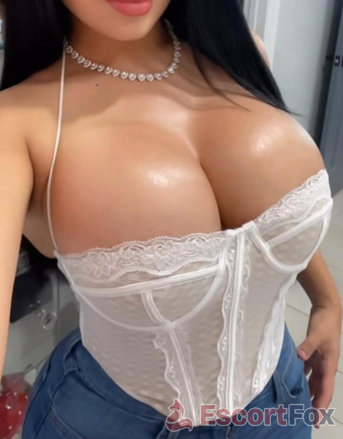 Vasini Mami — 휴스턴 에스코트