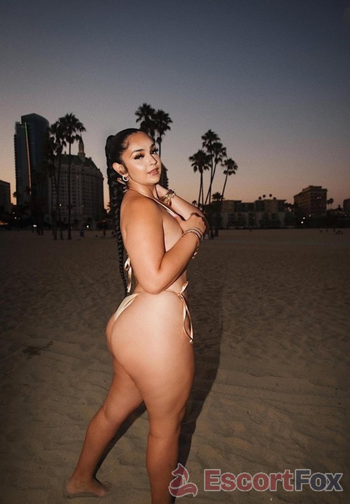 Tiana Rae — escortă în Ontario