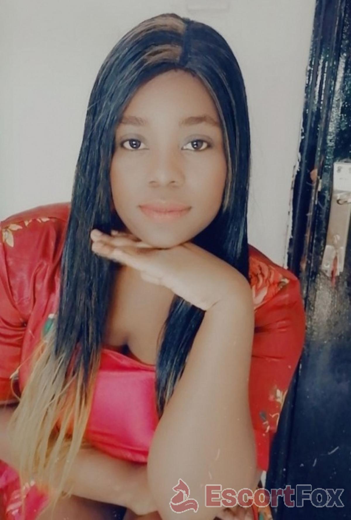 Lina Osei — escort in Kuwait City