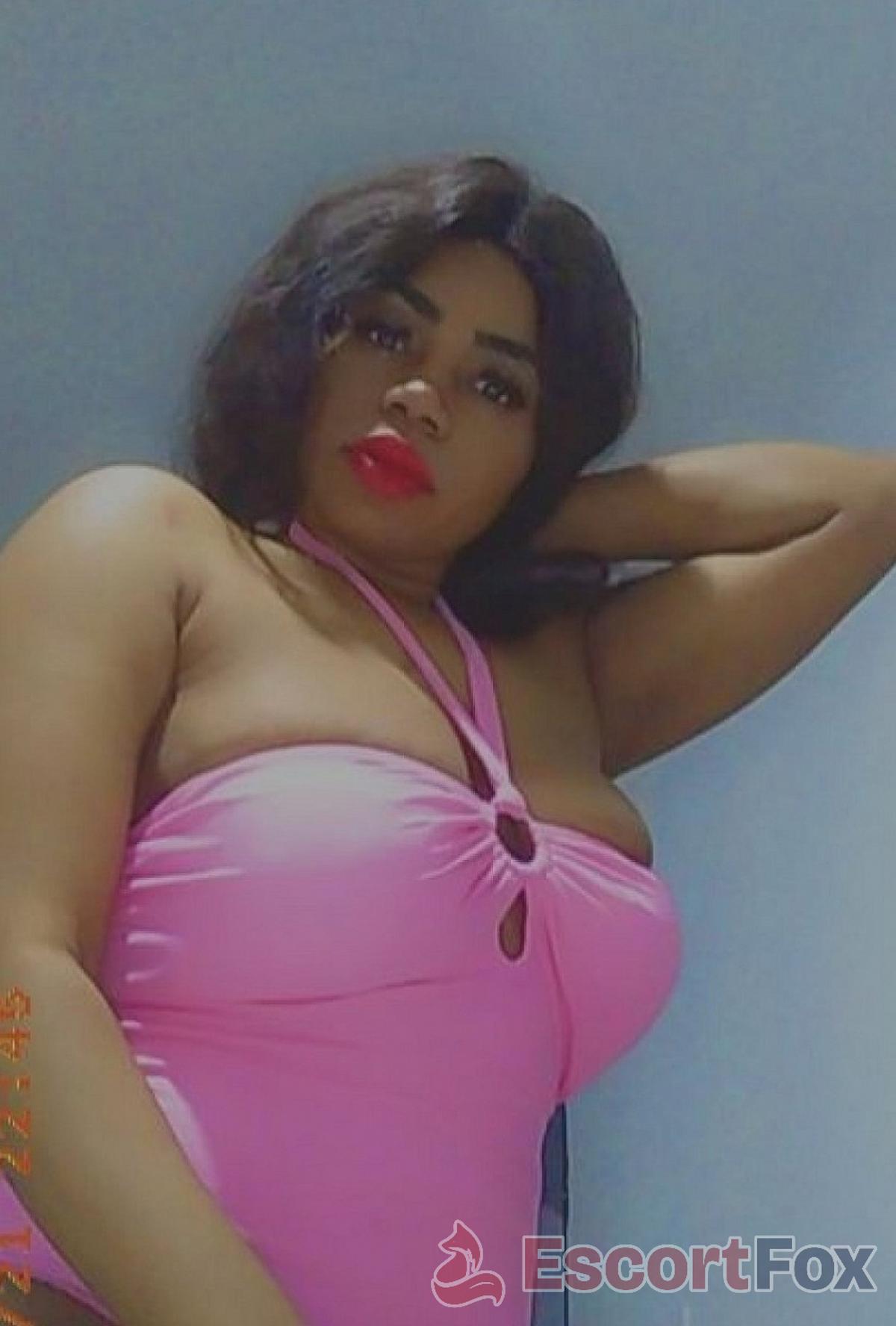 Nina — escort in Kuwait City