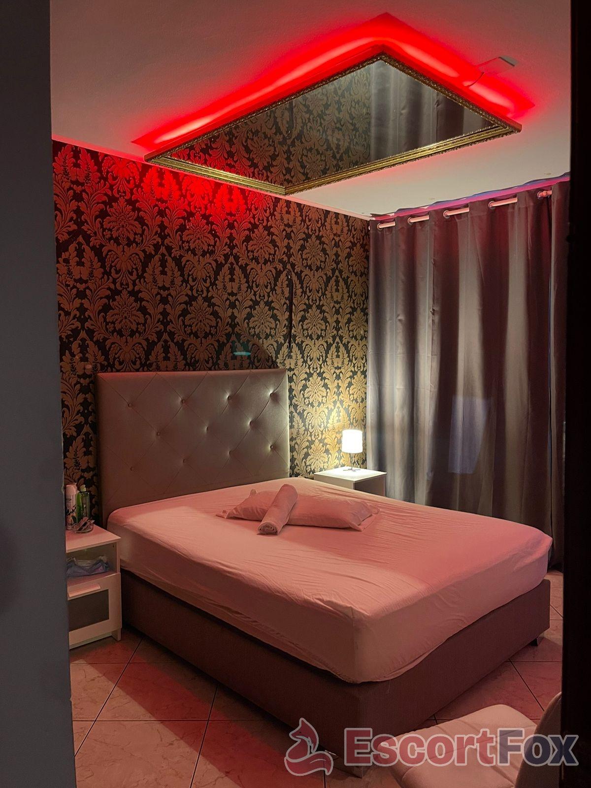 La Mansion Figueres — erotic venue in Figueres