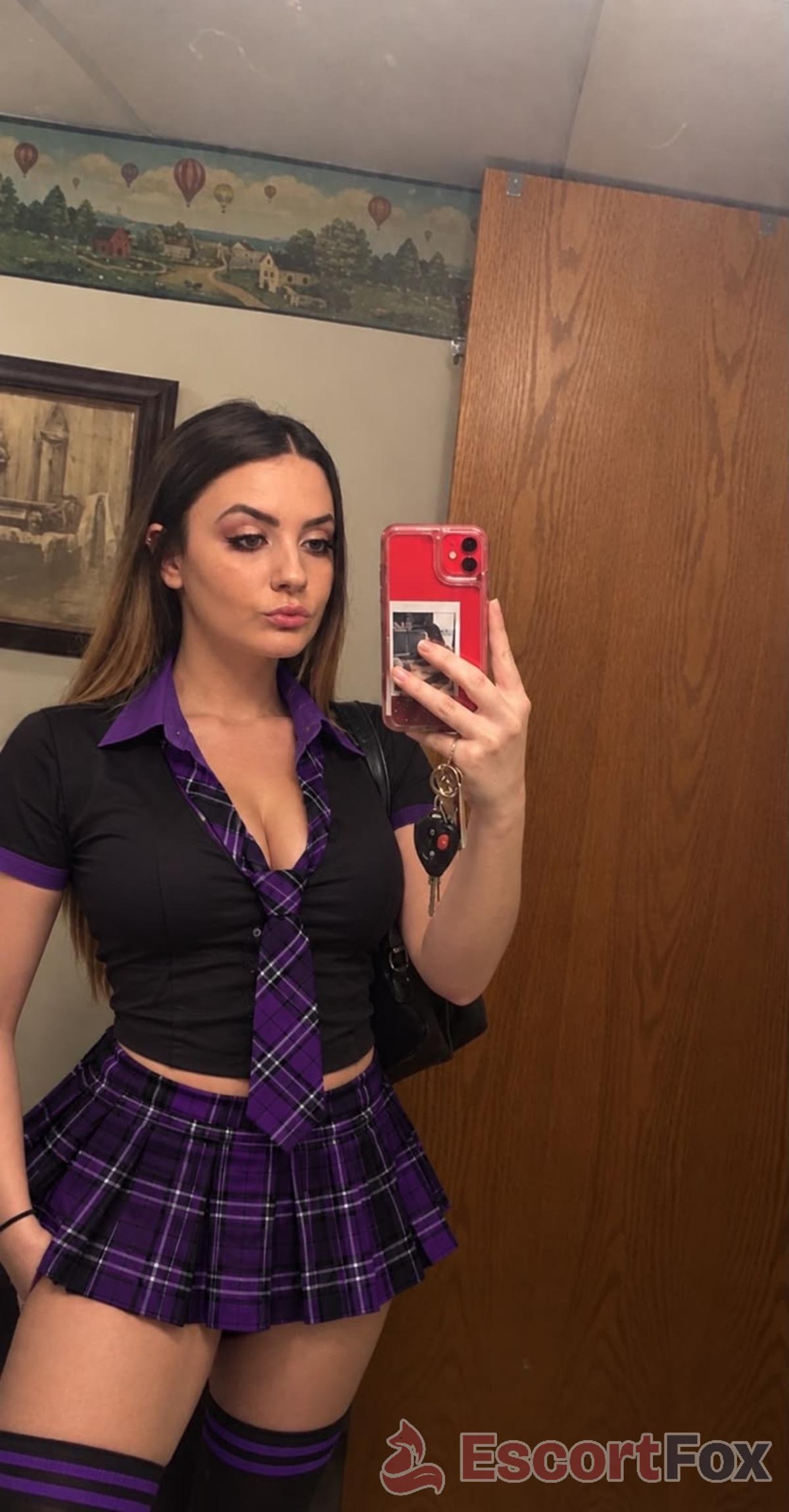 Kayla — Escort in Worcester