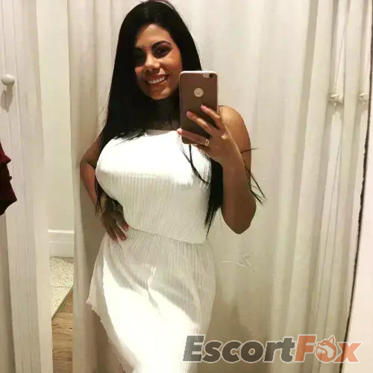 Sofia Loor — escort a Kuwait City