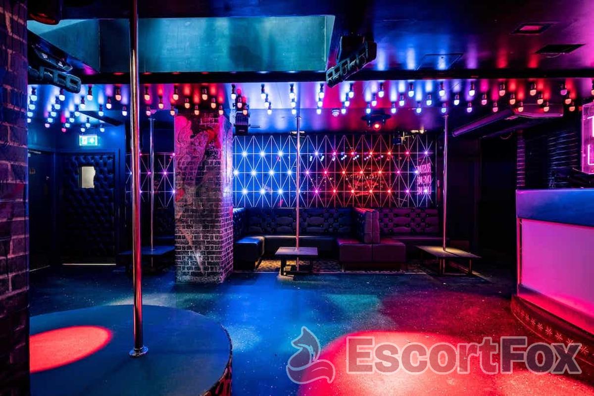 Metropolis — erotic venue in London