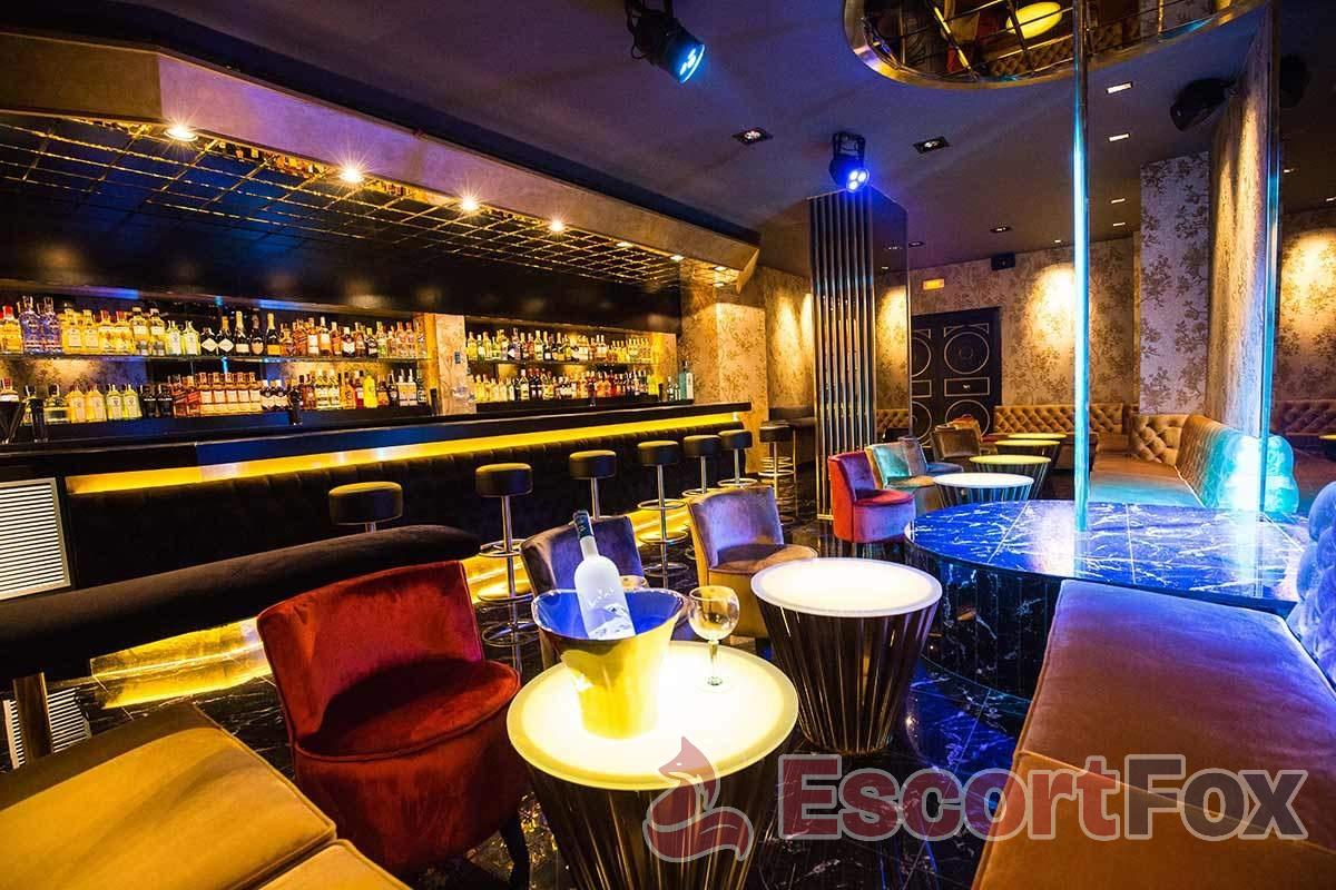 Darling Strip Club — эротическое заведение в городе Барселона
