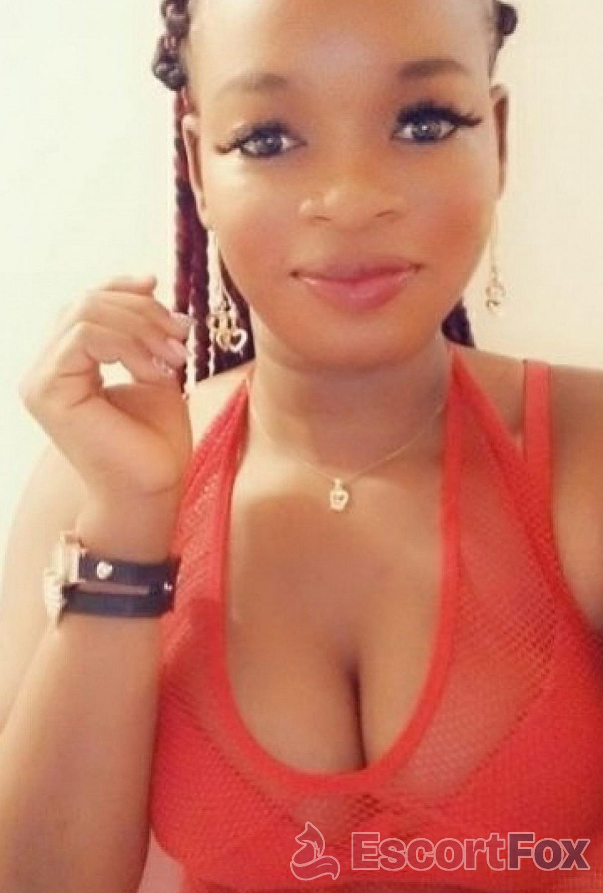 Clara — escort in Kuwait City