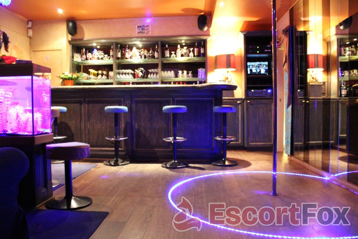 Business Club Chez Line — erotický podnik v meste Genappe