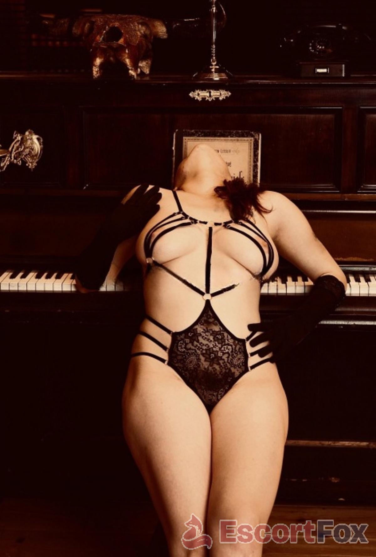 Larissa Sucrerie — escort a Berlin