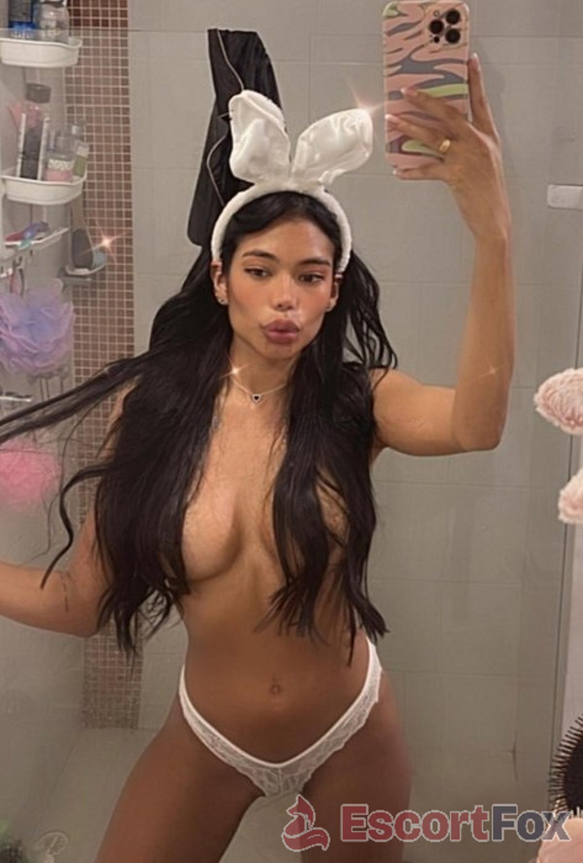 Isabella — ескорт у місті Мюнхен