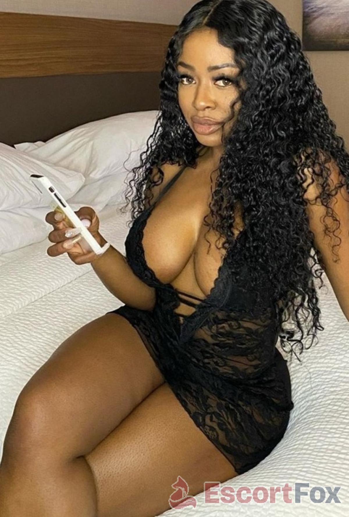 Jennifer — escort in Kuwait City