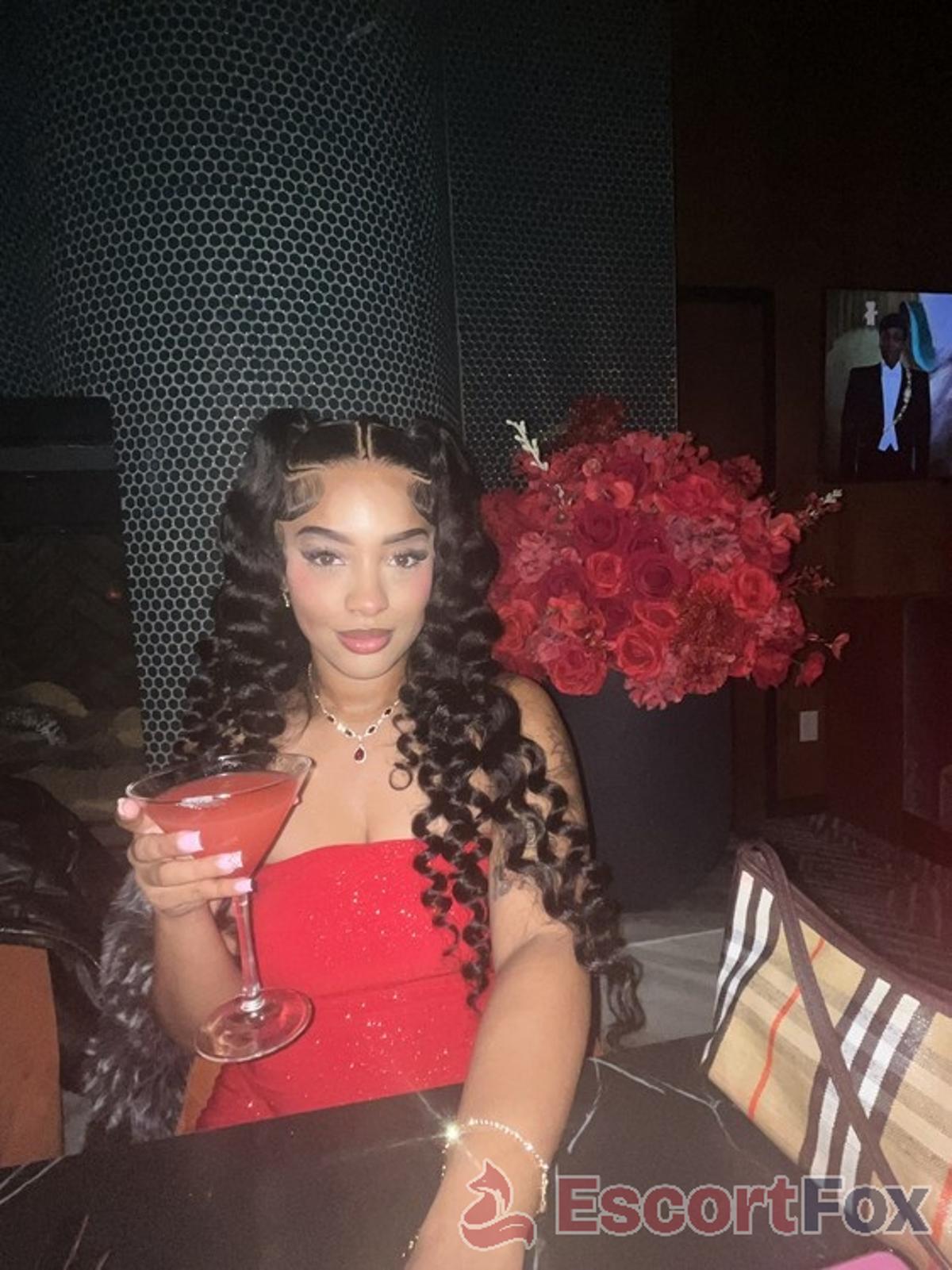 Aysia — escort en Dallas